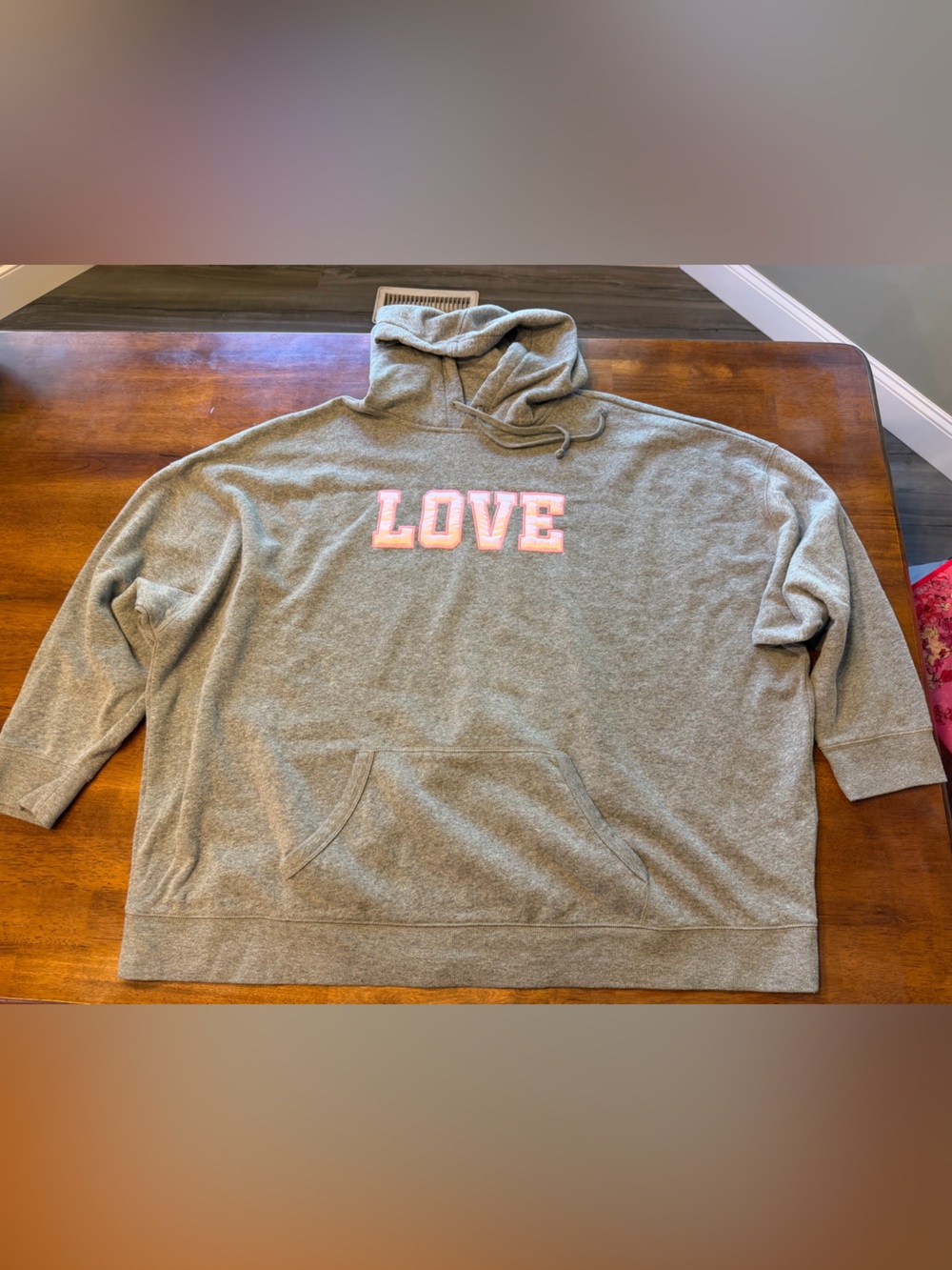 torrid Gray 3/4 Sleeve Hoodie Sweatshirt with Pink 'LOVE' size 3X